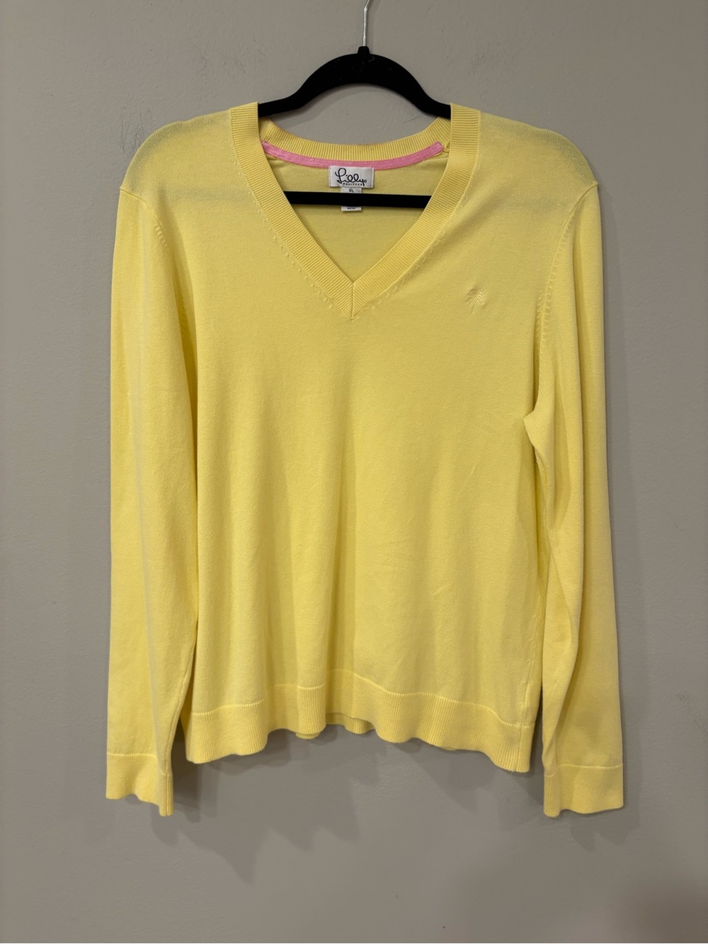 Lilly Pulitzer Ladies XL Yellow Cotton V-Neck Sweater Preloved